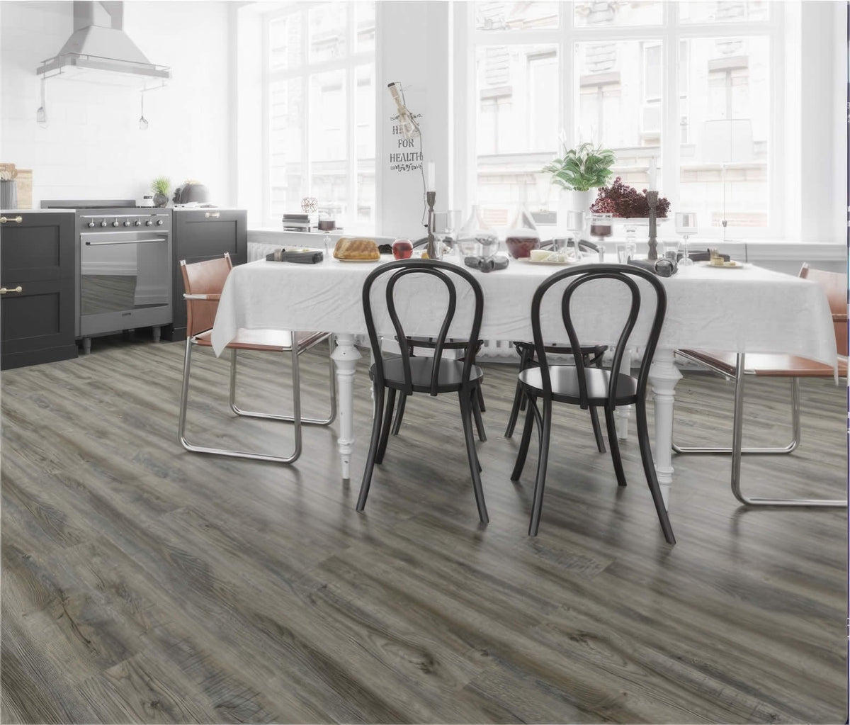 Northshire Lite AR wood-look SPC by Homelike, room scene