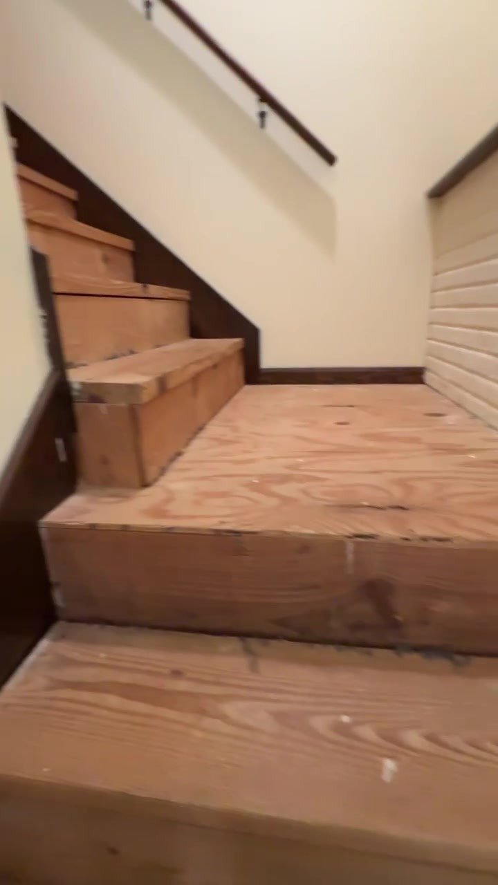 Floors and stairs project in Marietta, before photo 1