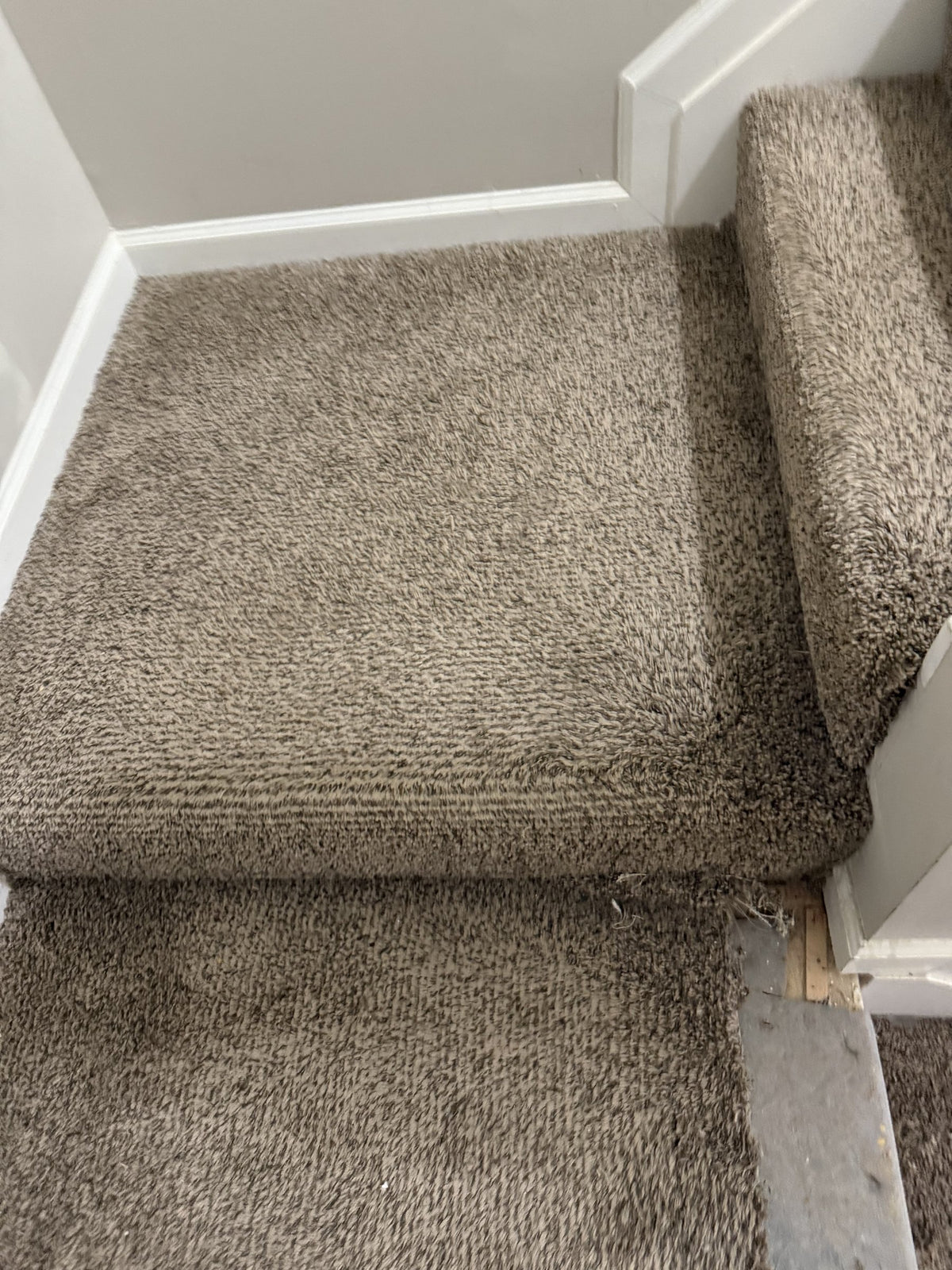Floors and stairs project in Oakwood, before photo 2