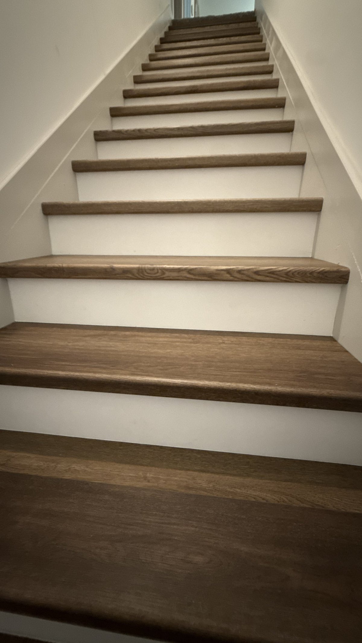Wood-look LVP stairs, Snellville