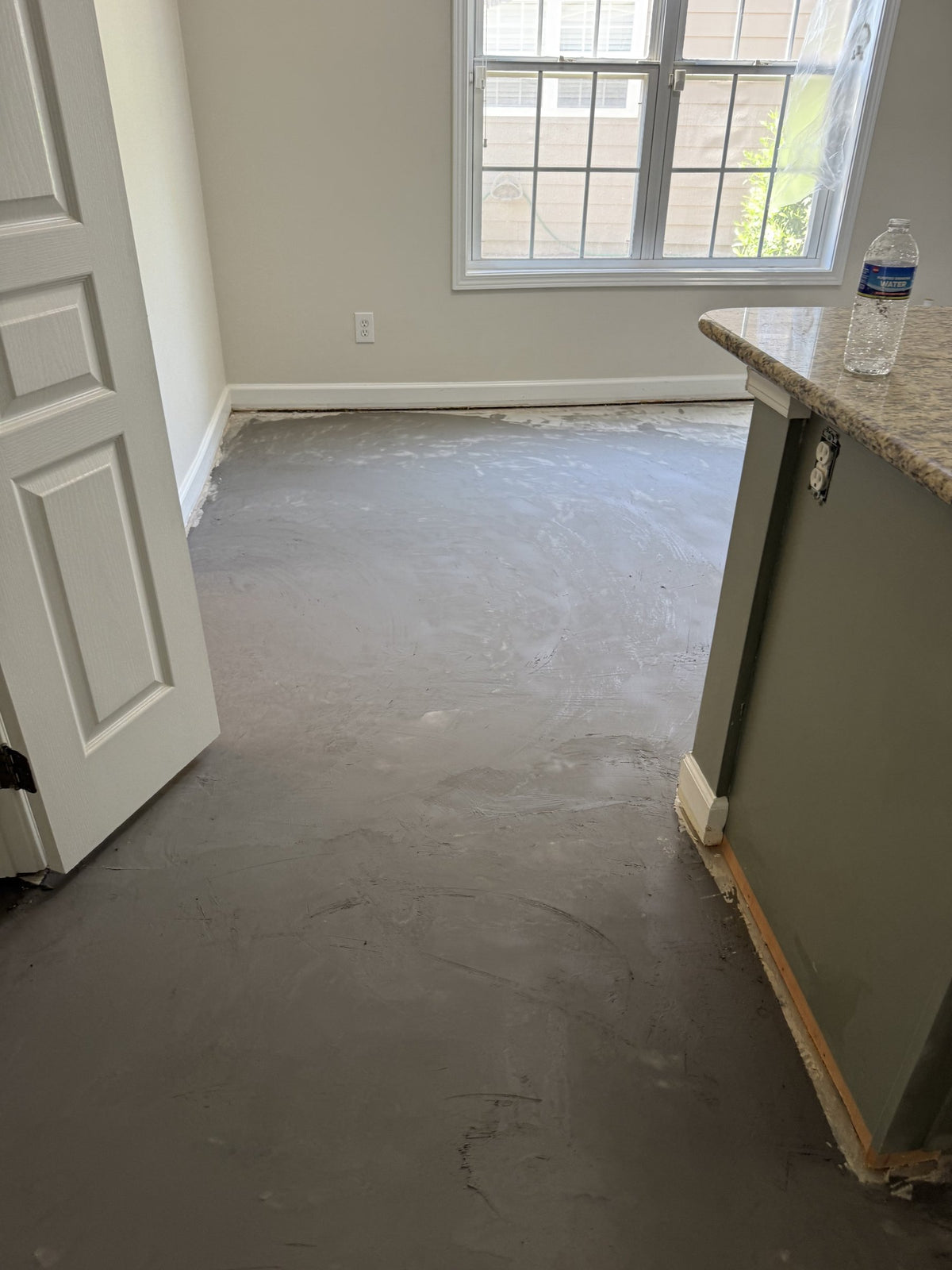 Floors and stairs project in Suwanee, before photo 3