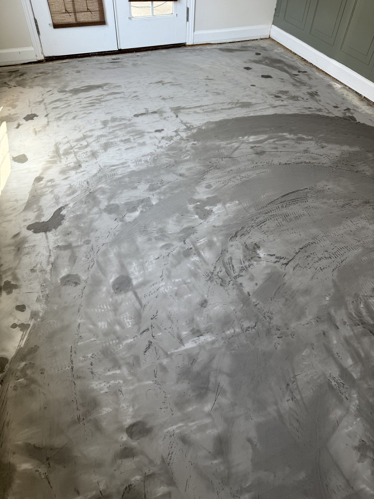 Floors and stairs project in Suwanee, before photo 4
