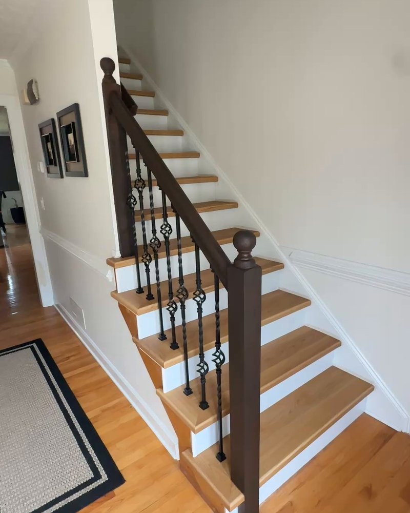 New staircase railing installed by iProStep in Snellville