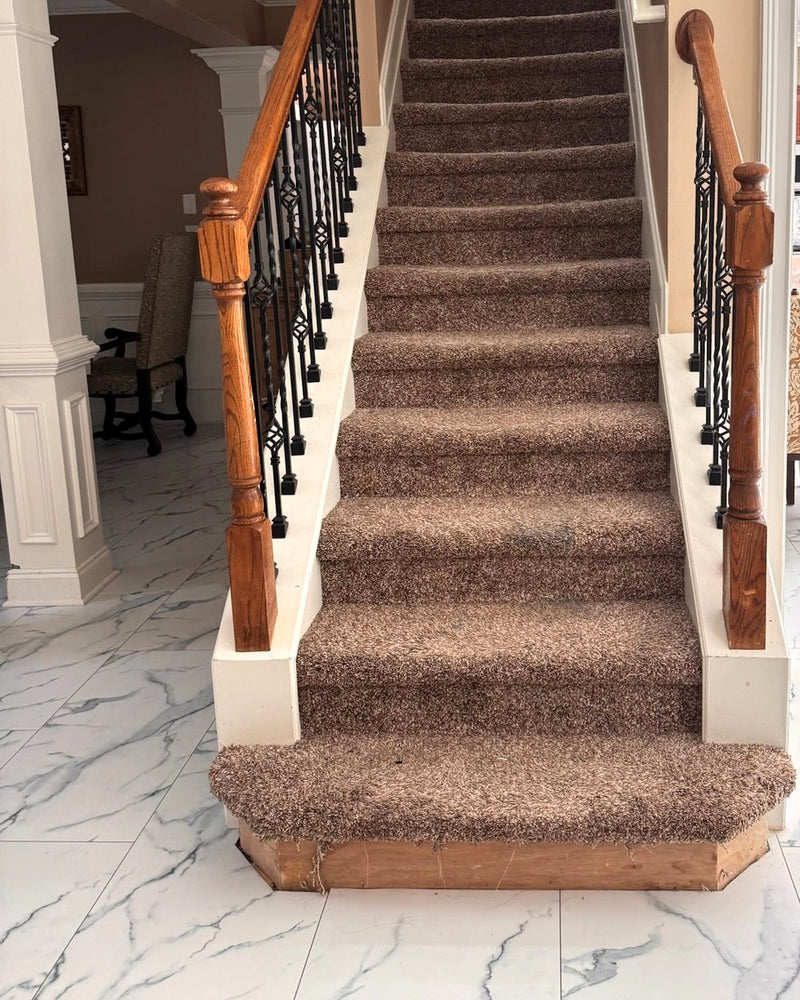 Staircase before refresh, Alpharetta, GA